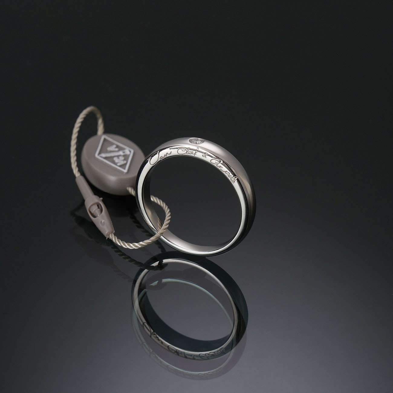 VAN CLEEF & ARPELS(USED)반클리프앤아펠 뉴욕 웨딩밴드 #57